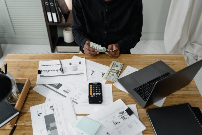 common-money-management-mistakes-small-businesses-1
